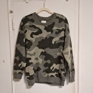 Lucky Brand Green Camouflage Crewneck Sweater